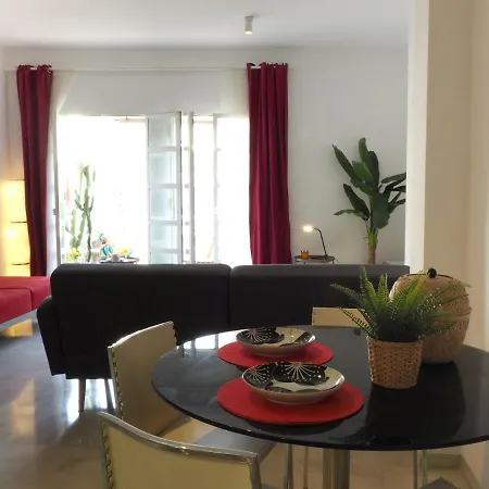 Ollerias Roomalaga By Bossh Apartment